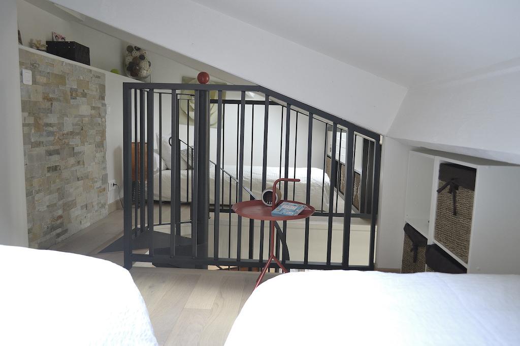 Les Lys Villa Vincennes Bilik gambar