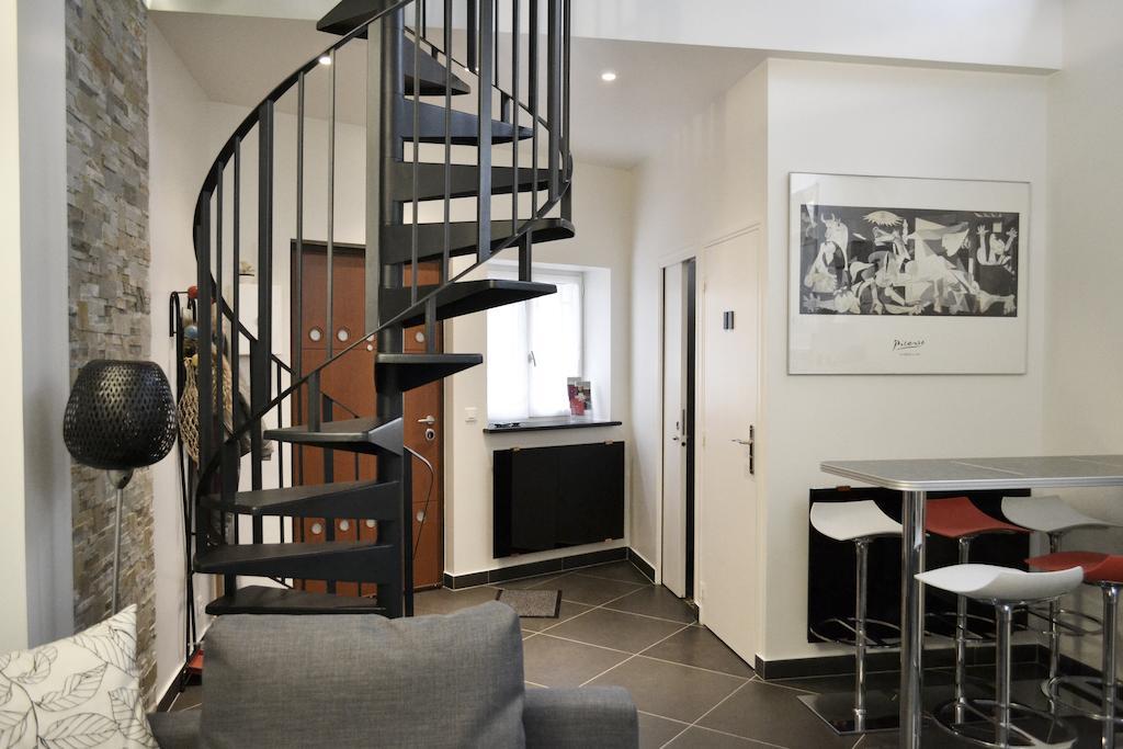 Les Lys Villa Vincennes Bilik gambar